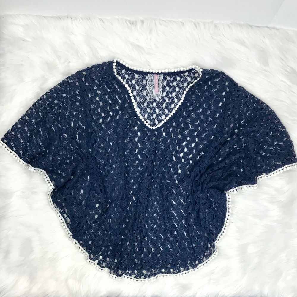 Mauve Crochet Batwing Poncho Style Top Size L